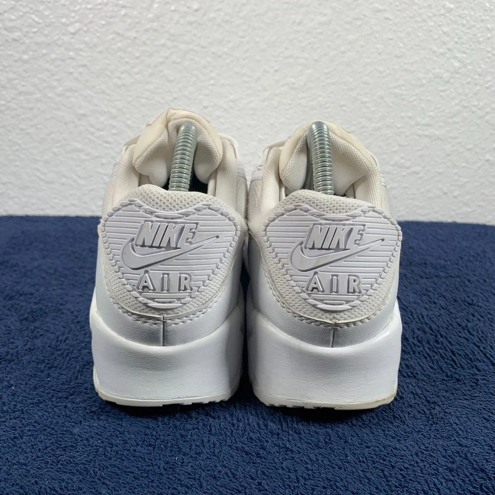 Nike Air Max 90 Womens Size 5.5 White Shoes Athletic Sneakers